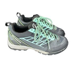 SCARPA Women's Epic Lite Wmn Hiking Shoe - Size 6.5 Gray / Blue